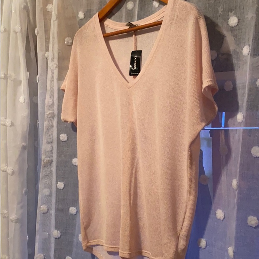 SOLD🌸NWT Express High low blush sweater🌸